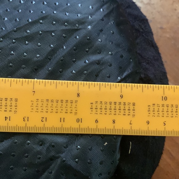 HOST PICK Bundle of Cozy comfortable very small kitten cat bed plus 3 items - Picture 7 of 12